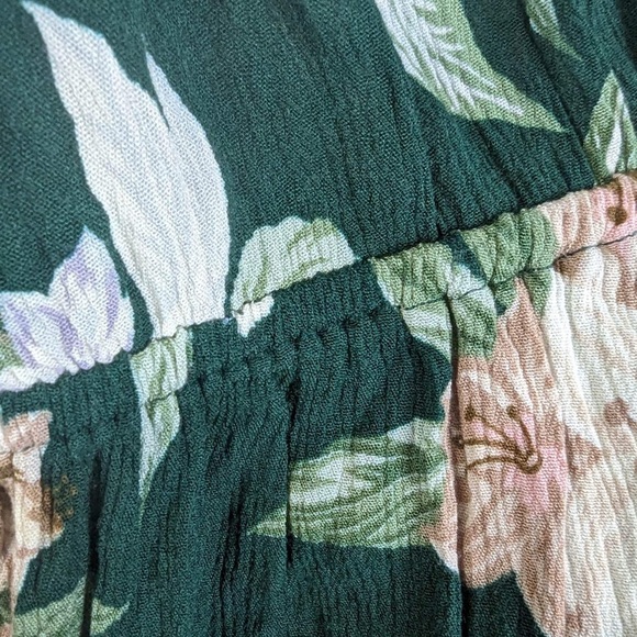 SHOW Me Your MuMu Red Rocks Forest Florist Green Romper- Size Large - Picture 6 of 6